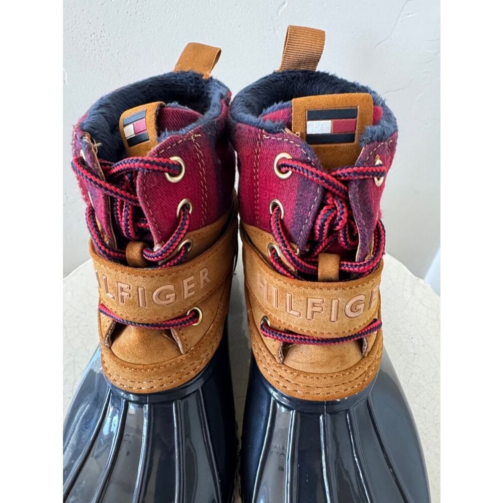 Tommy Hilfiger Navy and Tan Rubber Duck Rain Boots Faux-Fur Lined Plaid Size 7M - Picture 9 of 12